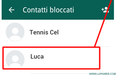 toccare sul nome della persona da sbloccare